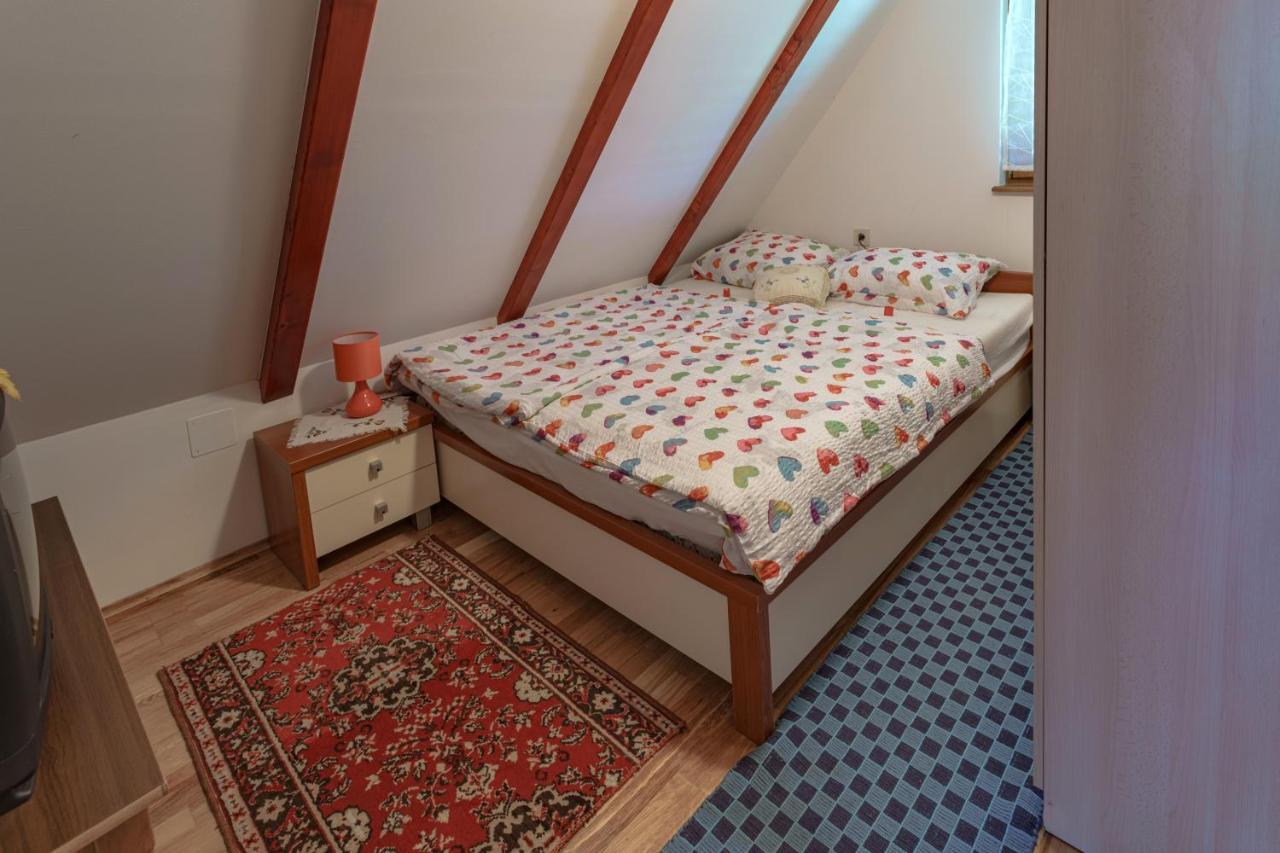 Villa Kuca Za Odmor Rukova Hiza Donja Stubica Esterno foto